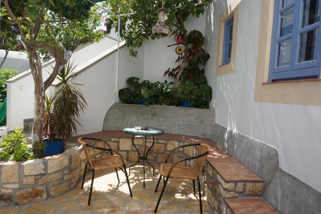 Patmos Maria Studios Skala  Phòng bức ảnh